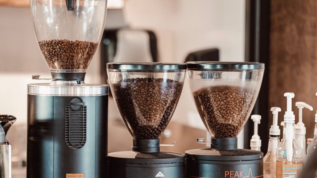 BLACK+DECKER One-Touch Coffee & Spice Grinder: Buying Guide 12 BLACK+DECKER One-Touch Coffee and Spice Grinder on a kitchen counter