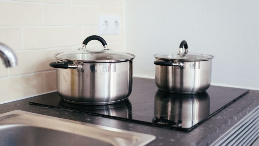 Crock-Pot 7-Quart Slow Cooker: Features, Uses & What to Consider Before Buying 6 Crock-Pot 7-quart stainless steel manual slow cooker with removable stoneware and warming setting
