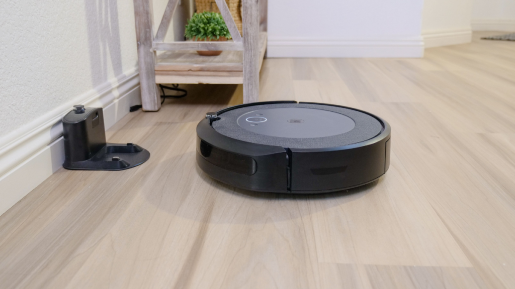 Honiture G20 Pro Robot Vacuum: Features, Uses, and What to Consider Before Buying 5 Honiture G20 Pro Robot Vacuum showing its features, cleaning uses, and key buying considerations for everyday home floor cleaning.